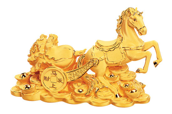 周大福匠心獨(dú)運(yùn) 千足金馬年生肖擺件，黃金藝術(shù)與祥瑞文化的璀璨交融